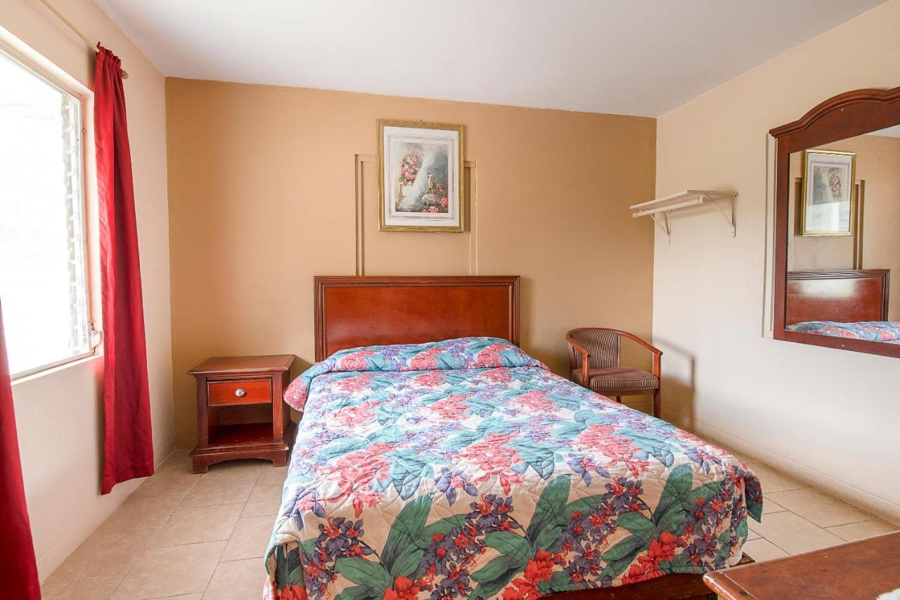 Hotel O Near Fanning Springs State Park Us Hwy 98 Old Town Esterno foto