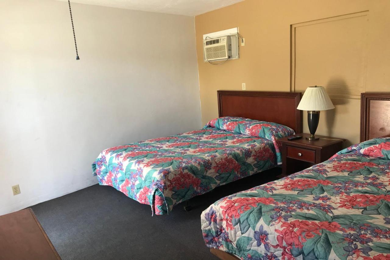 Hotel O Near Fanning Springs State Park Us Hwy 98 Old Town Esterno foto